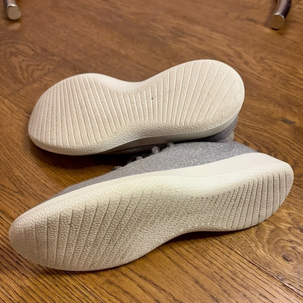 Allbirds Men’s Wool Runners - Picture 9 of 9